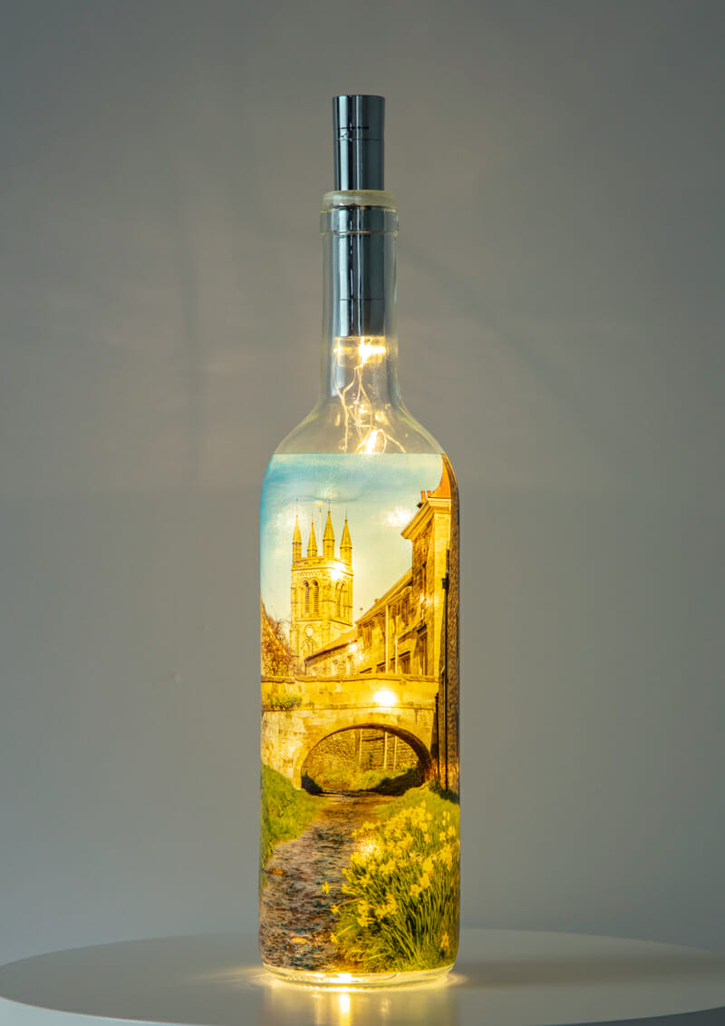 Helmsley Daffodils Under The Bridge Light Up Bottle