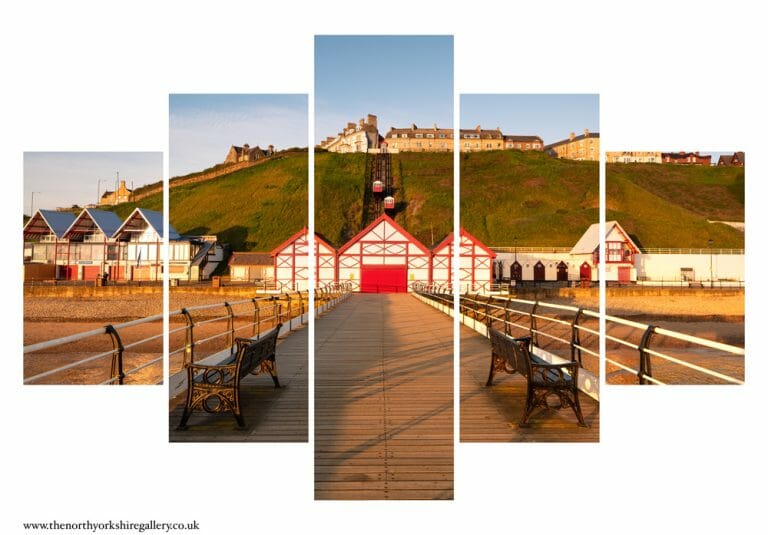Saltburn Looking Back 5PCS Wall Art