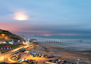Saltburn Moon Set