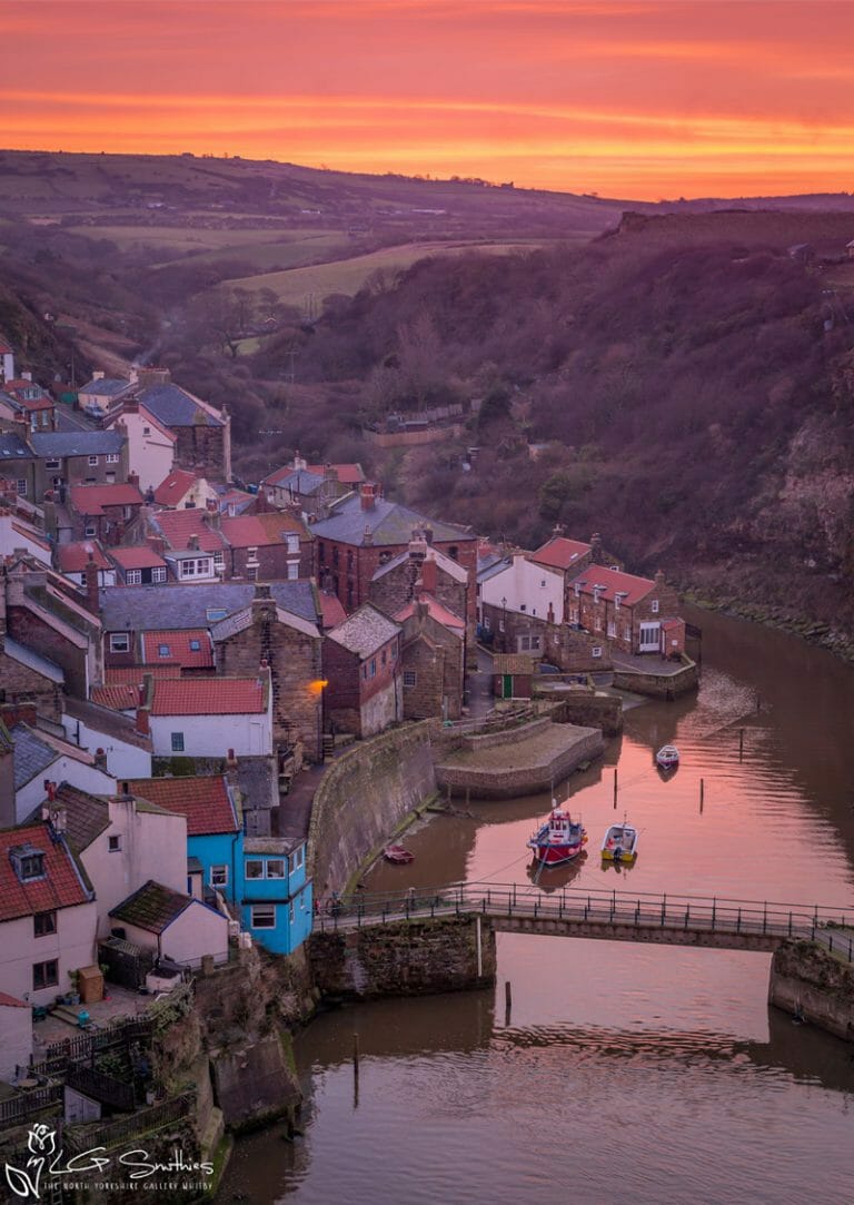 Staithes Cottages Sunset