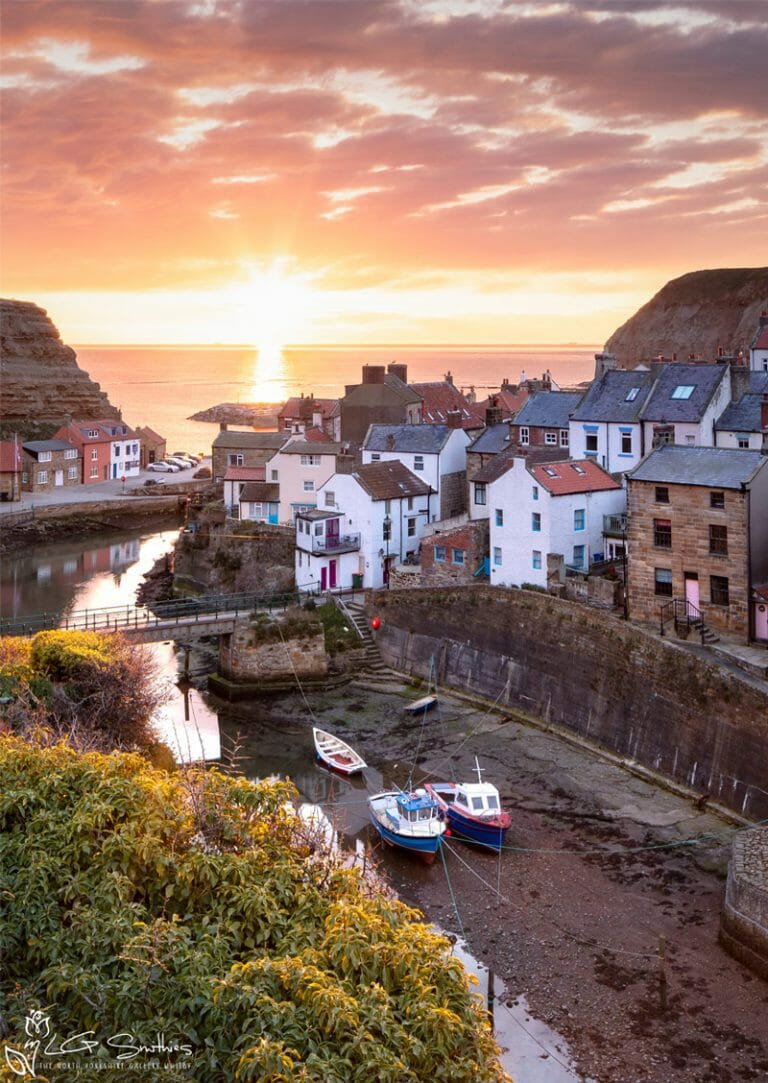 Staithes Holiday Cottages At Sunrise