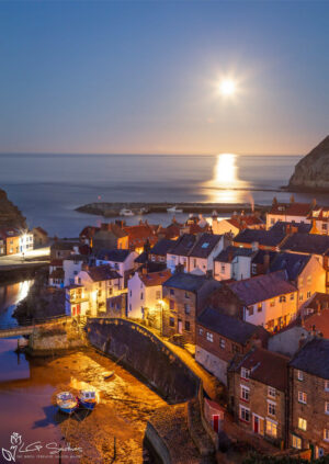 Staithes Super Moonrise 2020