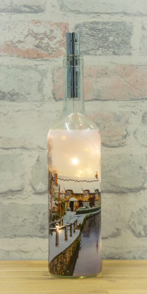 Thornton Le Dale Snow Light Up Bottle