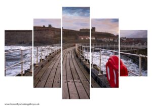 Whitby Piers In A Storm 5 PCS Wall Art