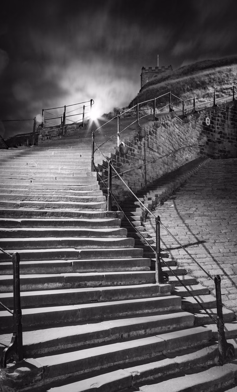 Moonrise over Whitbys 199 Steps Light Up Bottle 3 Moonrise-over-Whitbys-199-Steps-Light-Up-Bottle