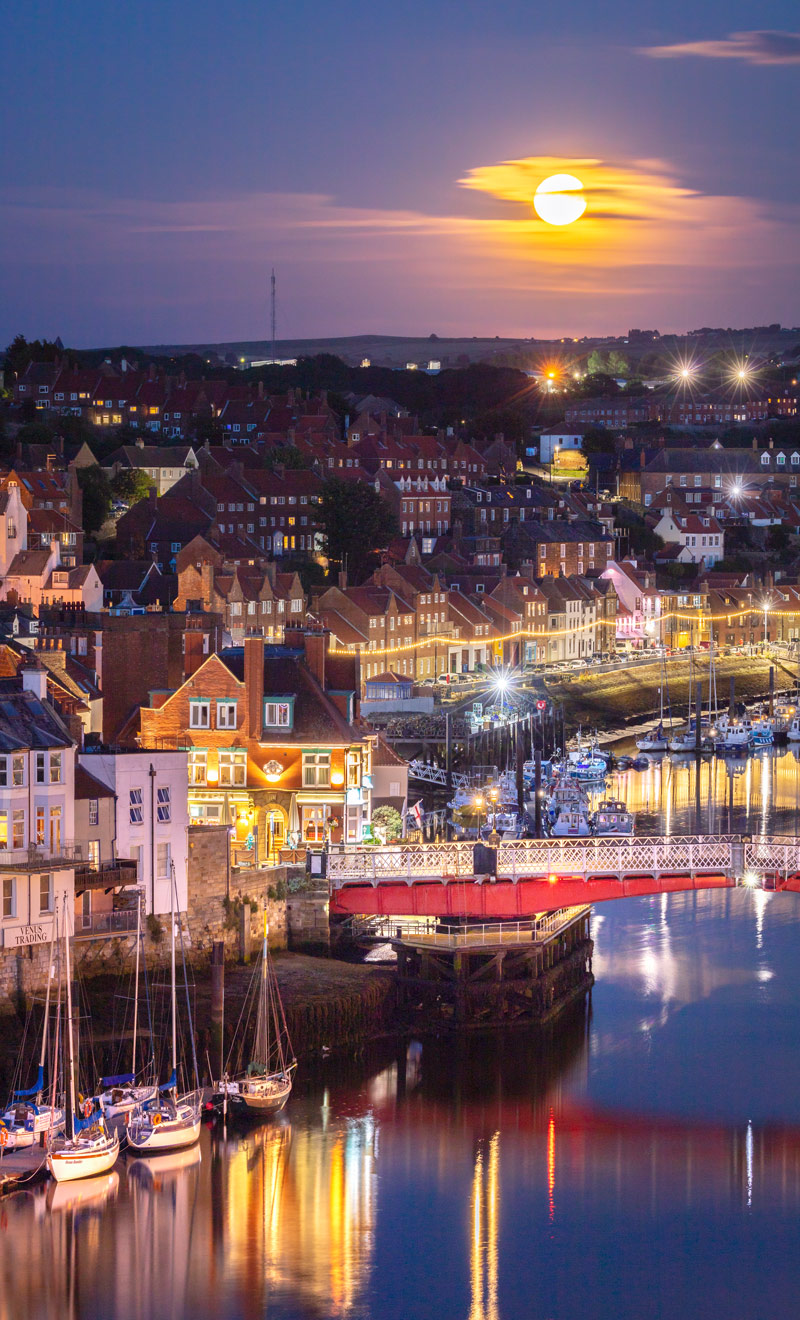 Supermoon Over Whitby Harbour Light Up Bottle 4 Supermoon Over Whitby Harbour Light Up Bottle Design