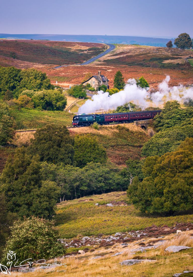 34072 locomotive On The NYMR