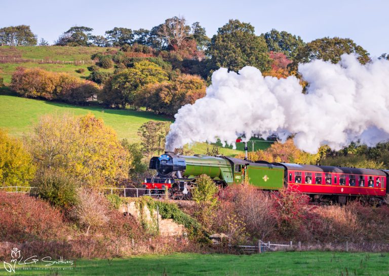 60103 Flying Scotsman At Esk Valley Cottages